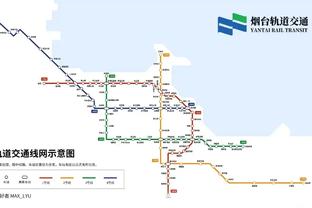 造型挺别致啊？！鼻子受伤的鲍威尔不戴面具 这样包了个纱布